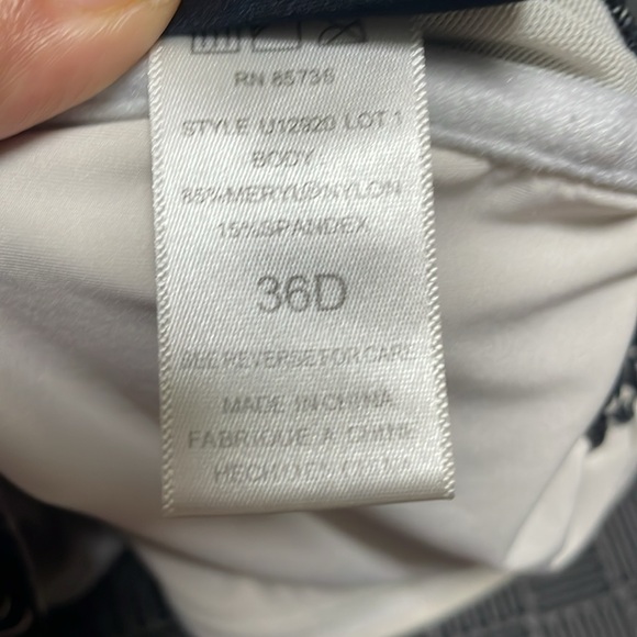 the coco reef black, white, gray swirl pattern one size bathing suit size 36D - Picture 10 of 12